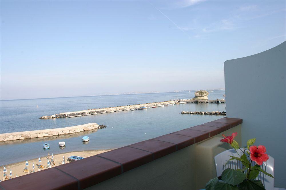Hotel Terme Marina Lacco Ameno  Exteriör bild